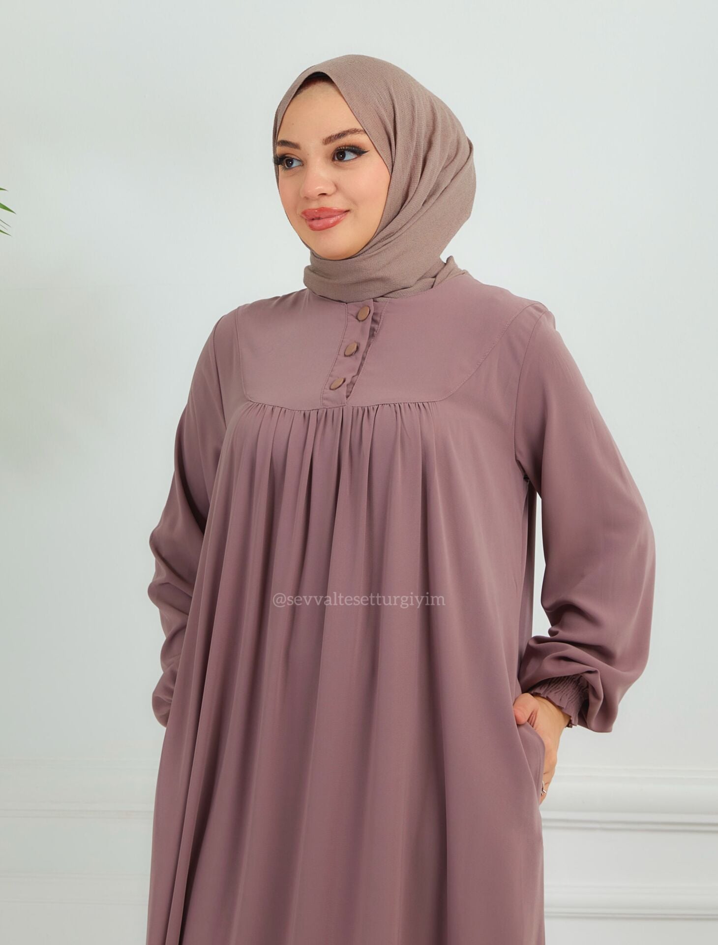 ŞÜKRAN PATLI ELBİSE