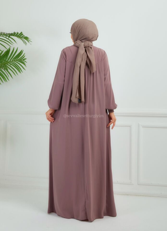 ŞÜKRAN PATLI ELBİSE