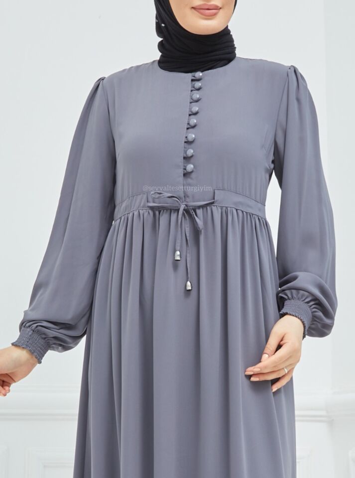 SELVİ DÜĞMELİ ELBİSE